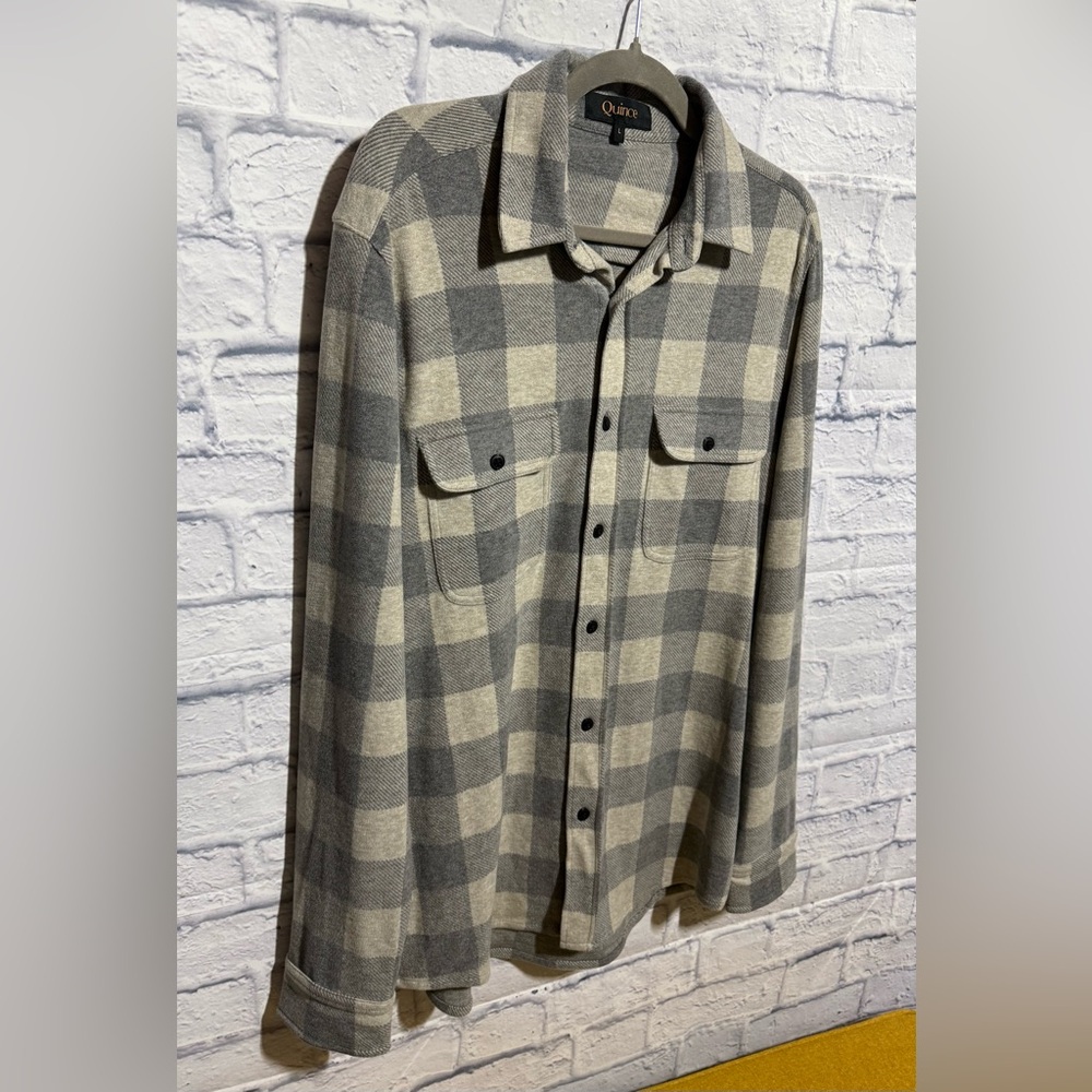 Women’s Quince The Stretch Sweater Fleece, Buffalo Plaid Shirt, Size Large - Picture 2 of 5